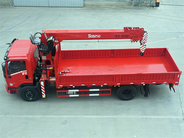 10t truck mounted crane