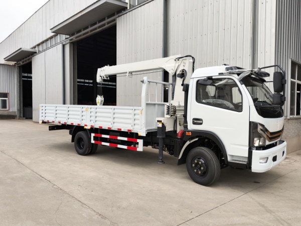 3.2t truck mounted crane